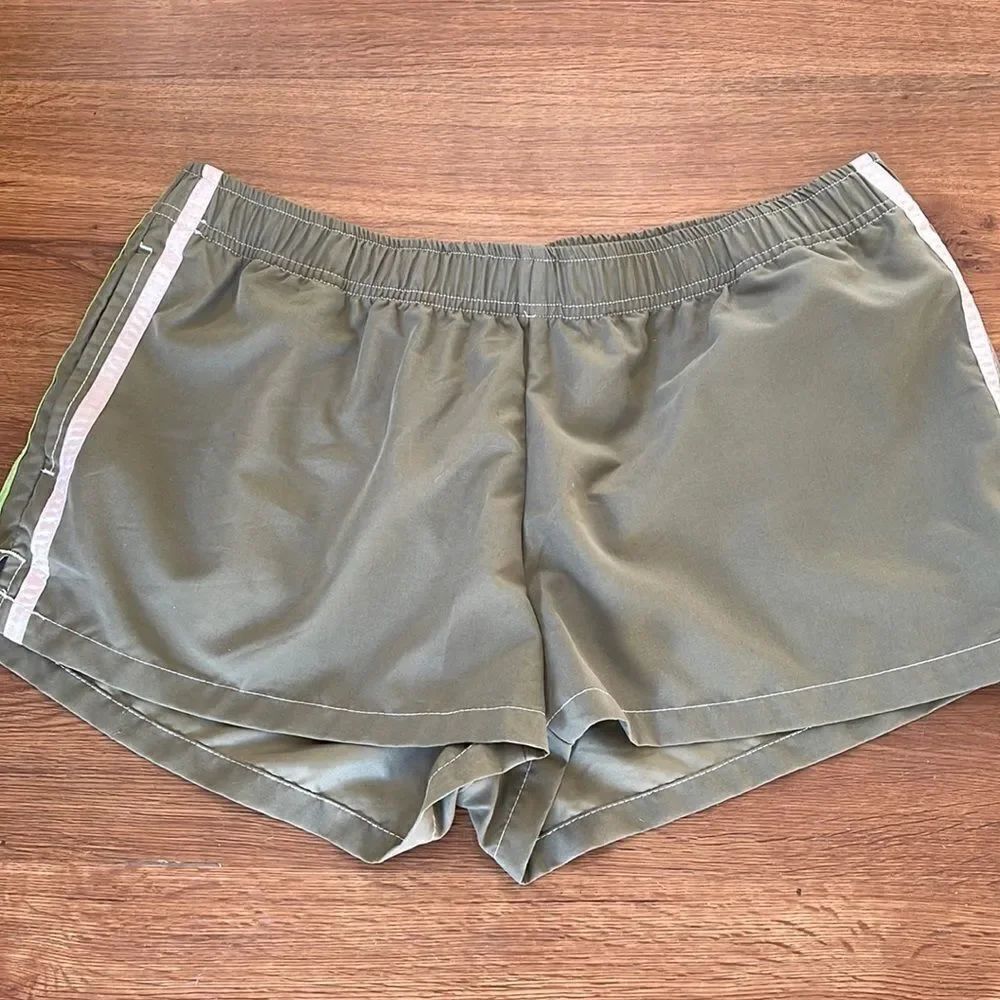 GREAT OUTDOORS BY MERRILL AND FORBES WOMEN SHORTS
